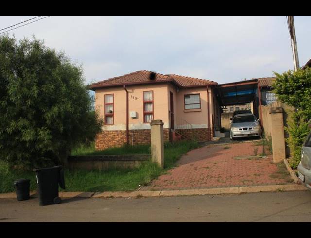 3 BEDROOM HOUSE FOR SALE IN CLAYVILLE